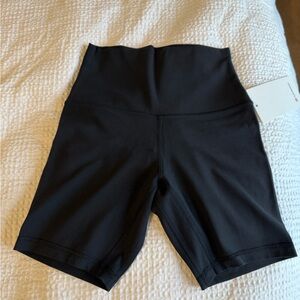 Lululemon Align High-rise short 6”